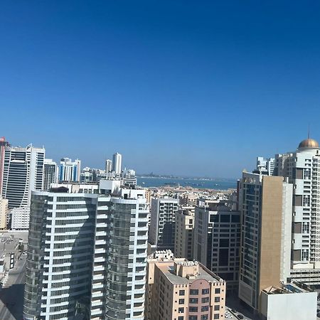 Sirius Tower Aparthotel Manama Ngoại thất bức ảnh