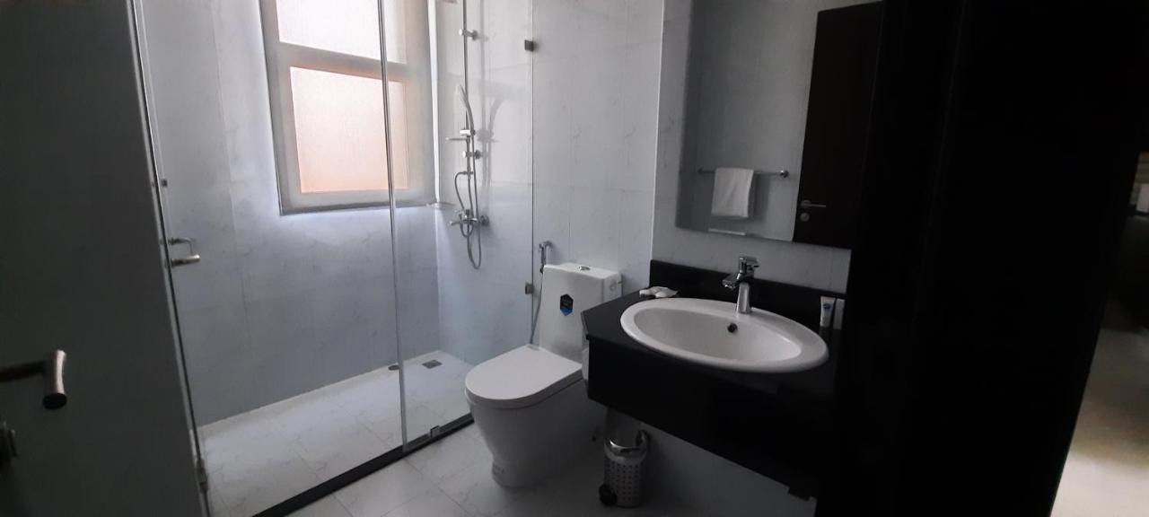 Sirius Tower Aparthotel Manama Ngoại thất bức ảnh