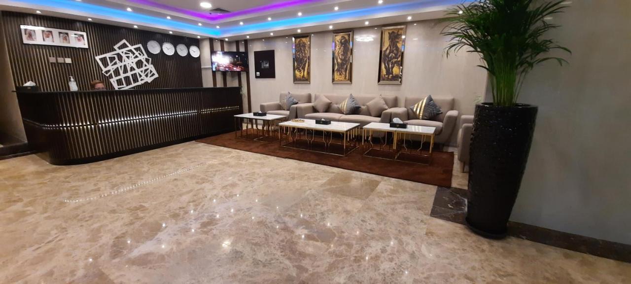 Sirius Tower Aparthotel Manama Ngoại thất bức ảnh