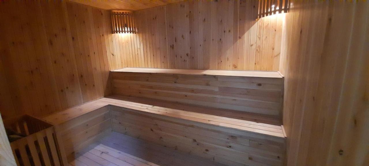 Sirius Tower Aparthotel Manama Ngoại thất bức ảnh