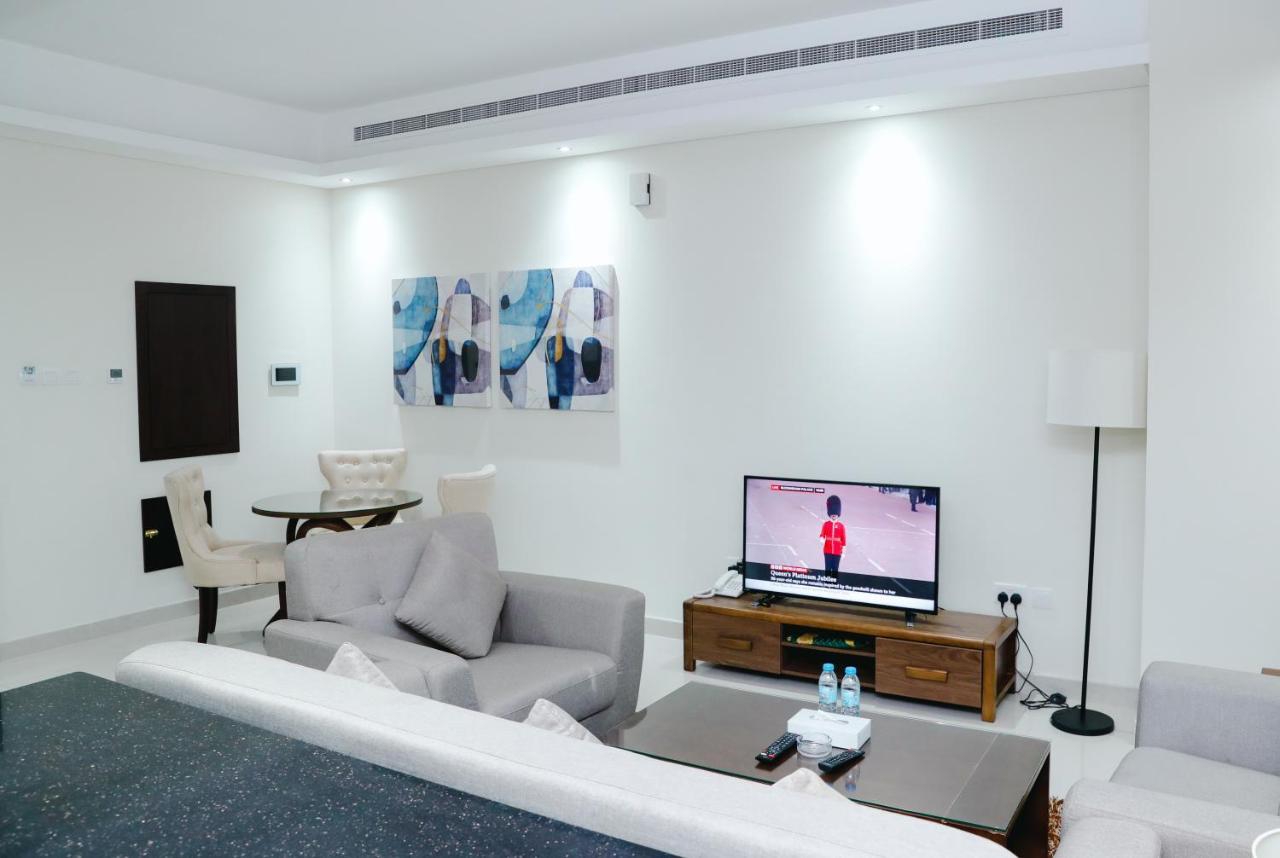 Sirius Tower Aparthotel Manama Ngoại thất bức ảnh