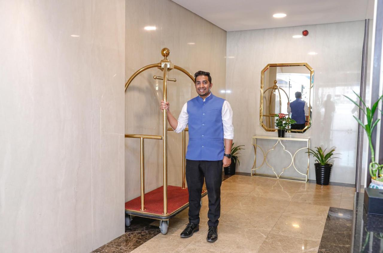 Sirius Tower Aparthotel Manama Ngoại thất bức ảnh