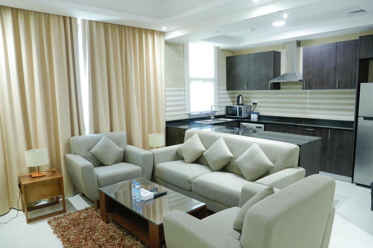 Sirius Tower Aparthotel Manama Ngoại thất bức ảnh