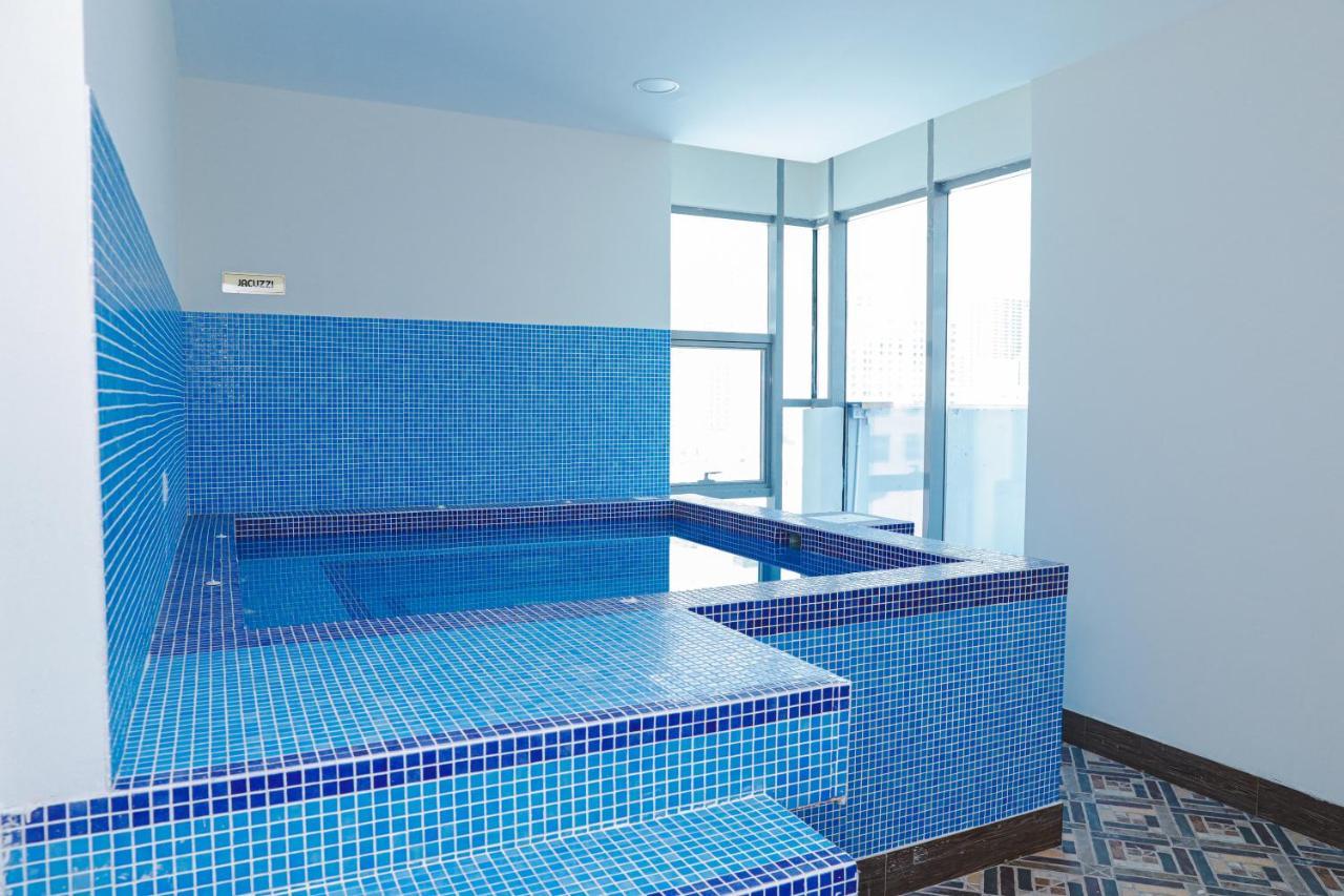 Sirius Tower Aparthotel Manama Ngoại thất bức ảnh